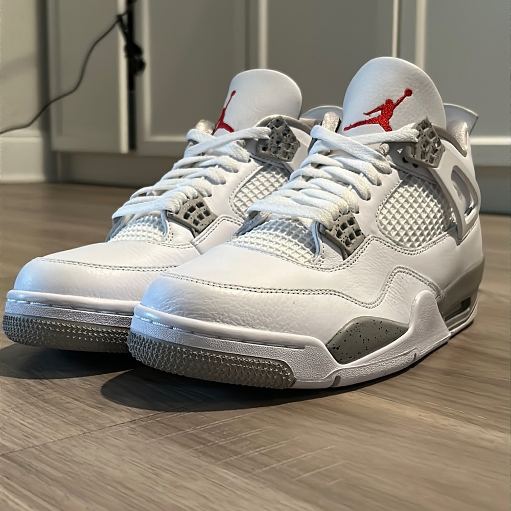 Air Jordan 4 Oreo